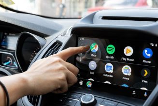 Android 11 phones will summon Android Auto wirelessly, no need to pull out your device