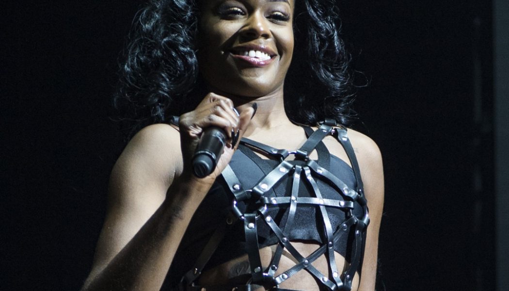 Azealia Banks Claims Kanye West Is In The Closet, Then Shaves Her Head [Video]