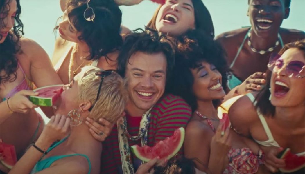 Harry Styles Tops Pop Songs With ‘Watermelon Sugar,’ Is First One Direction Member to Top Tally Twice