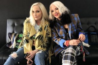 Hear CHERIE CURRIE And BRIE DARLING Cover SOUNDGARDEN’s ‘Black Hole Sun’