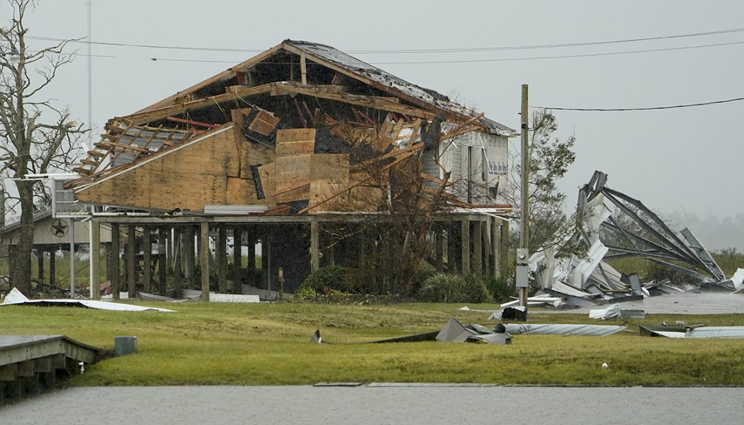 Louisiana coastline begins recovery from Laura