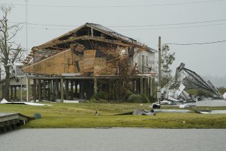 Louisiana coastline begins recovery from Laura