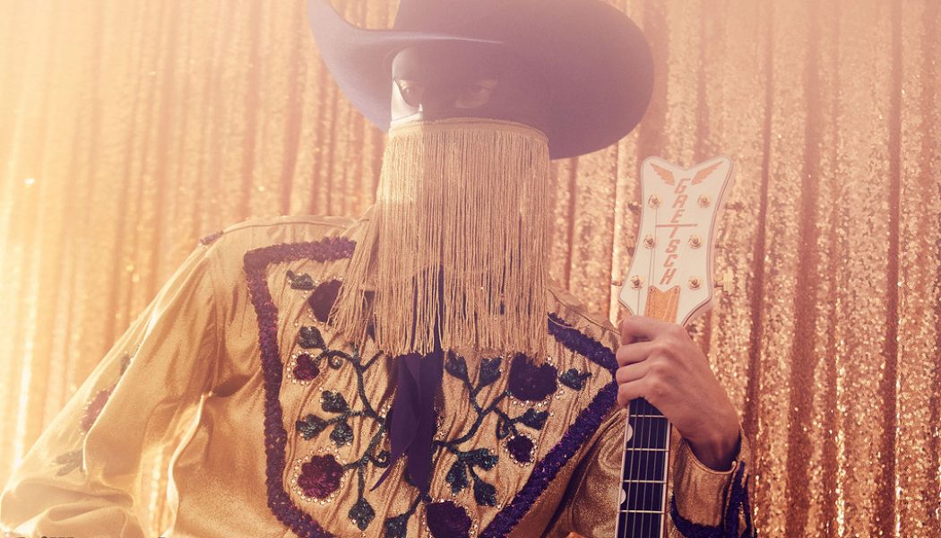 Orville Peck and Shania Twain Cut Loose In An Empty Dive Bar For ‘Legends’ Duet: Watch