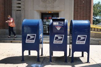 Postmaster general under fire over Amazon stock holdings