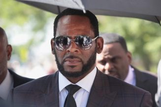 R. Kelly’s Manager Charged With Placing Threatening Call to Theater Screening Abuse Documentary