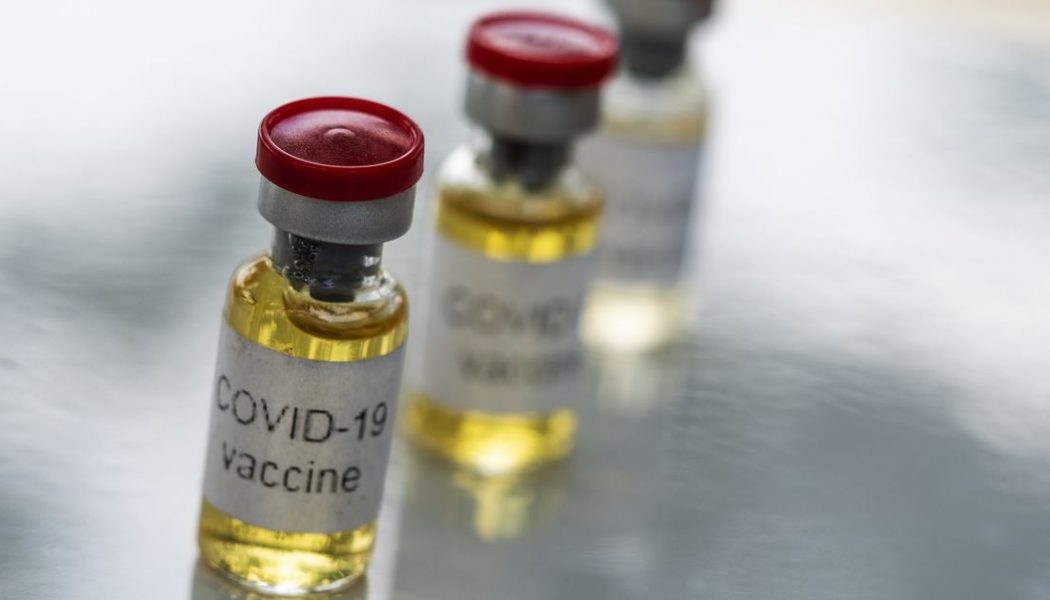 Researchers become their own lab rats with DIY coronavirus vaccine