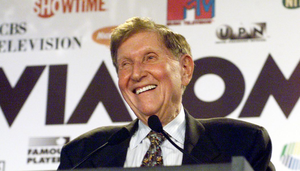 Sumner Redstone, Tenacious Entertainment Media Mogul, Dies at 97