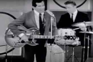 Trini Lopez, ‘If I Had a Hammer’ and ‘Lemon Tree’ Singer, Dies of COVID-19 at 83