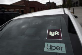 Uber and Lyft on track to leave California after failing to delay driver status order