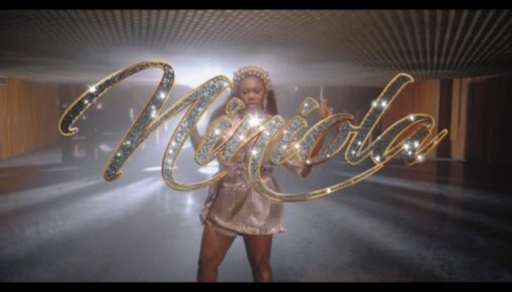 VIDEO: Niniola – Addicted