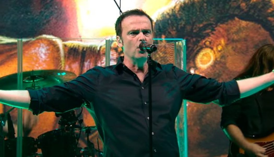 Watch BLIND GUARDIAN Perform New Song ‘Violent Shadows’