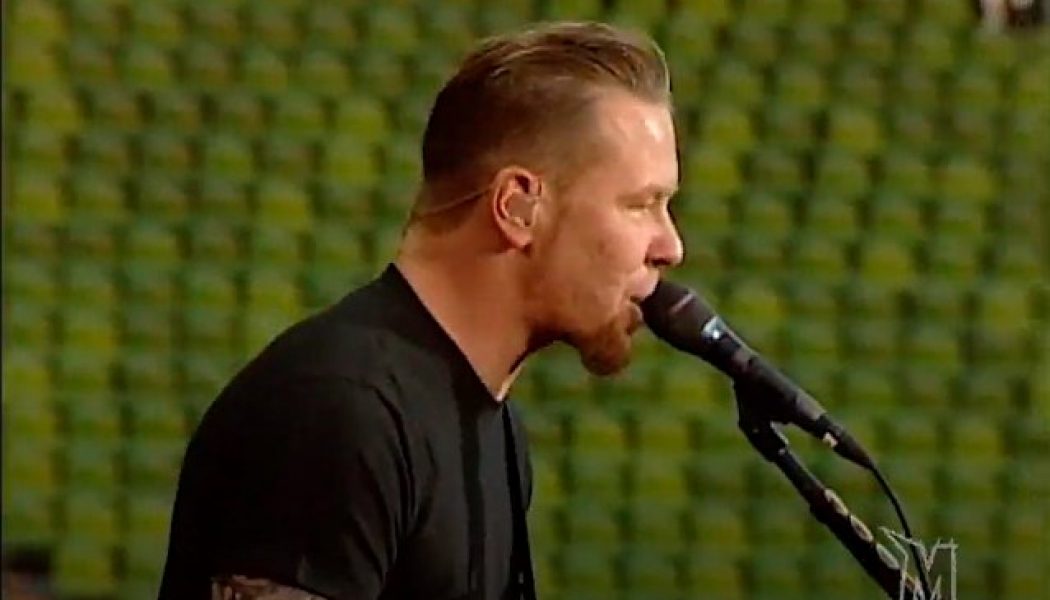 Watch METALLICA Perform In Munich During ‘St. Anger’ Tour