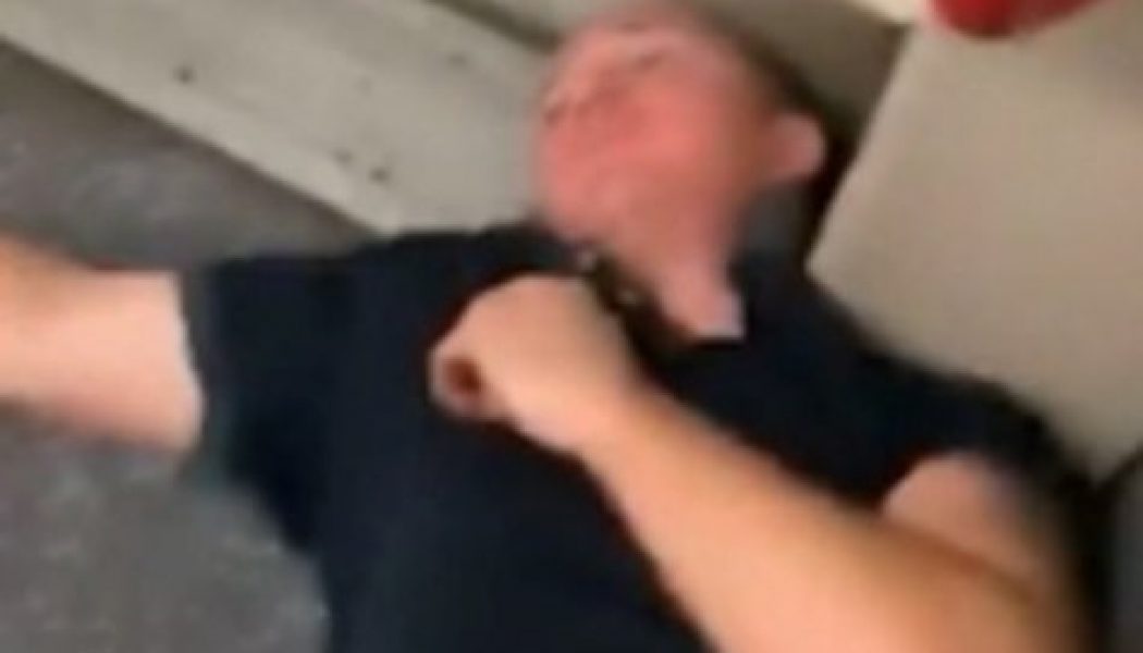 White Tosser Gets Proper Flattened On The Tube By Black Bruvs For Being A Daft Racist