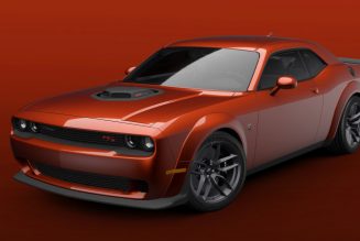 2021 Dodge Challenger Widebody Availability Widens to R/T Scat Pack Shaker, 392 T/A Models