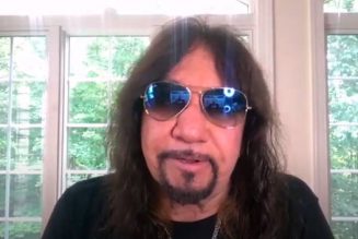 ACE FREHLEY: ‘DONALD TRUMP Is The Strongest Leader That We’ve Got On The Table’