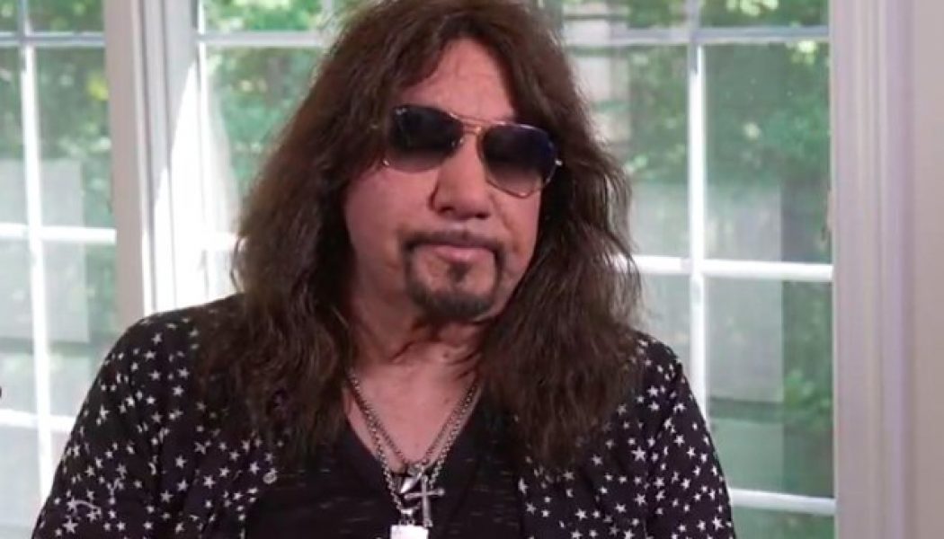 ACE FREHLEY Explains How He ‘Hooked Up’ With Elementary School Teacher