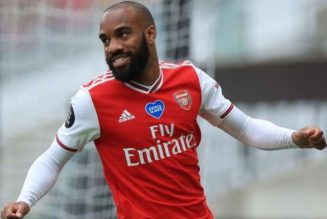 Alexandre Lacazette pledges future to Arsenal amid Juventus links