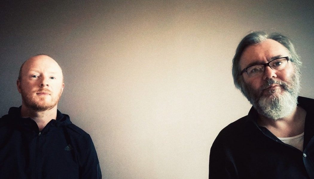 Arab Strap Return with “The Turning of Our Bones”, First New Song in 15 Years: Stream