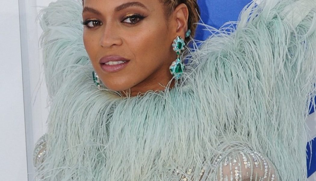 Beyoncé Donates $1 Million To Help Black-Owned Business Impacted By The Pandemic