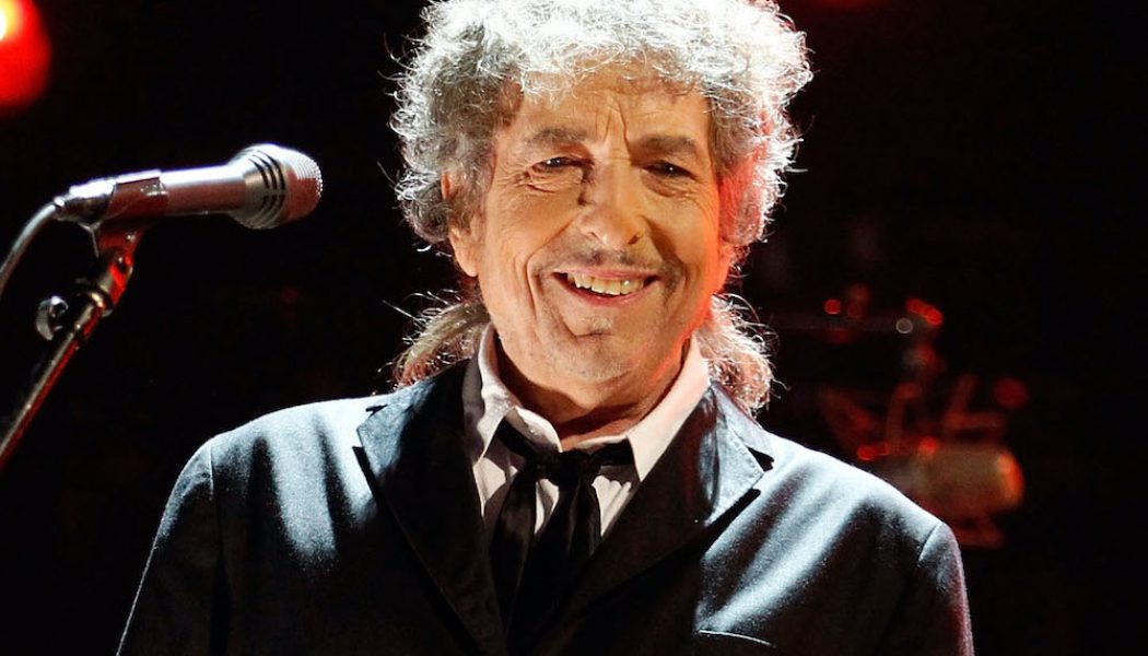 Bob Dylan Previews First Theme Time Radio Hour Episode in 11 Years