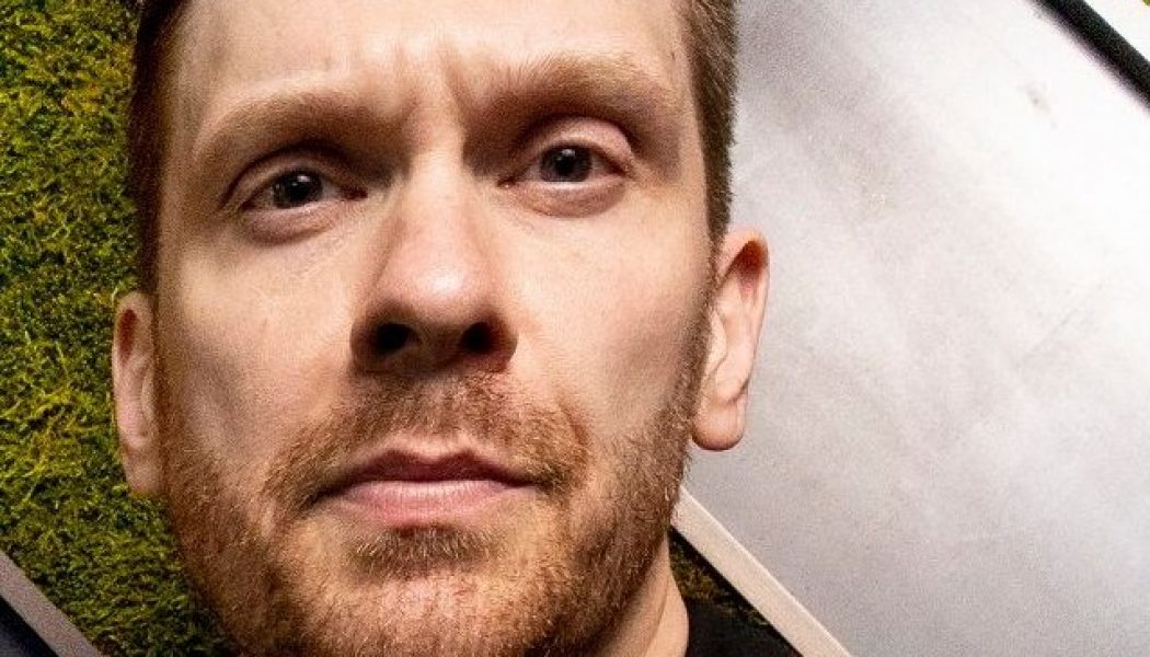 BRENT SMITH Says His SHINEDOWN Bandmates Are ‘Very Supportive’ Of SMITH & MYERS: ‘This Is A Different Project’