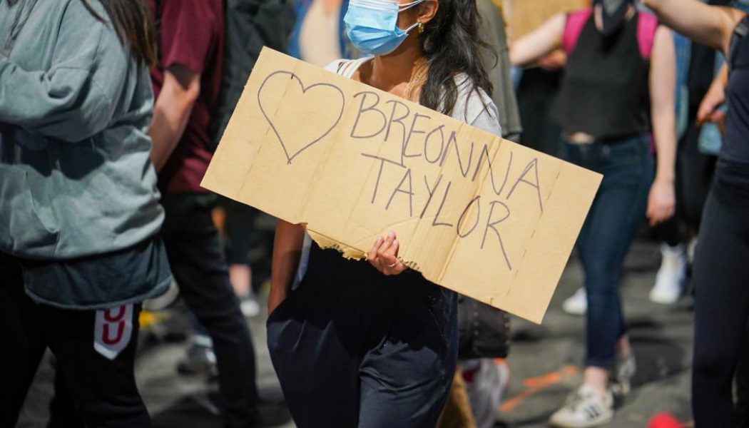 Breonna Taylor Case Causes Nationwide Protests After Cops Go Unprosecuted