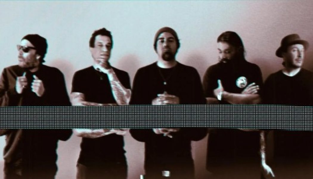 DEFTONES Launch ‘Adopt-A-Dot’ Fundraising Campaign For Two Great Causes