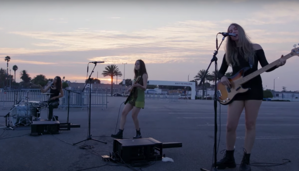 HAIM Perform “Gasoline” Outside of LA’s The Forum on Kimmel: Watch