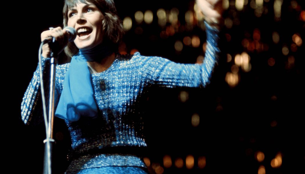 Helen Reddy, Voice of the Feminist Anthem ‘I Am Woman,’ Dies at 78