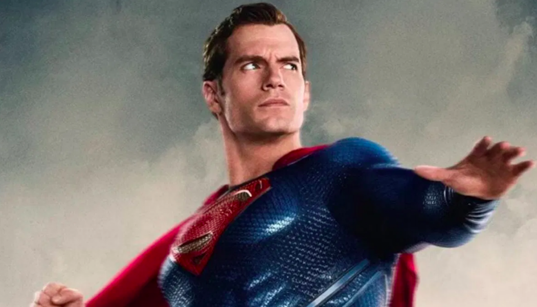 Henry Cavill Would “Love to Play James Bond”