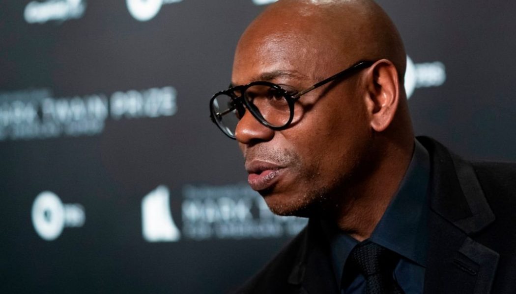 Rona Has The Last Laugh, Forces Dave Chappelle To Cancel Rest of Ohio Comedy Shows