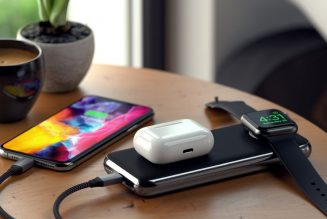 Satechi Quatro packs Apple Watch and Qi wireless charging into a USB-C battery bank