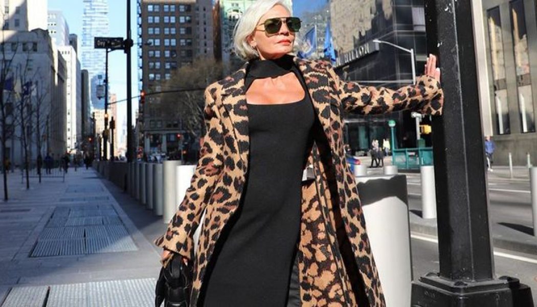 The Classic Coat Trend That Makes Every Outfit Look Fabulous