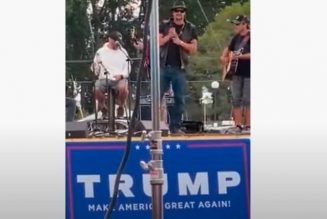 Watch KID ROCK Perform At DONALD TRUMP Rally In Michigan