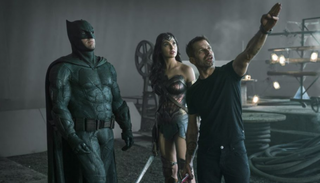 Zack Snyder to Shoot New Justice League Scenes in October: Report