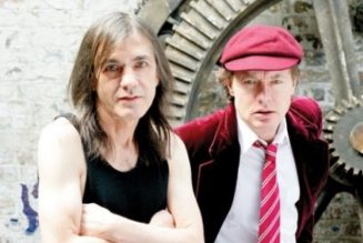 AC/DC’s ANGUS YOUNG On Brother MALCOLM: ‘I Can Still Feel Him Communicating To Me When I’m Playing Guitar’