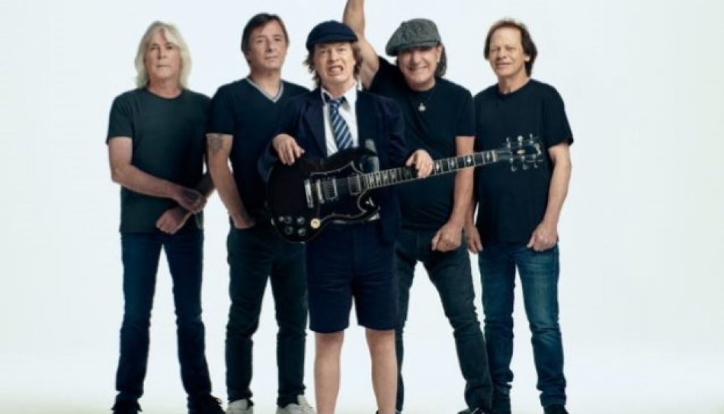 AC/DC’s ANGUS YOUNG Shoots Down Rumor MALCOLM YOUNG’s Guitar Playing Appears On ‘Power Up’