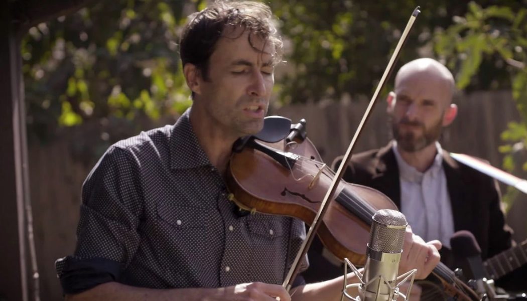 Andrew Bird Shares COVID-19-Inspired Holiday Song “Christmas in April”: Stream