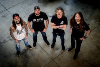 BOBBY ‘BLITZ’ ELLSWORTH, MIKE PORTNOY, PHIL DEMMEL Pay Tribute To EDDIE VAN HALEN With Cover Of VAN HALEN’s ‘D.O.A.’