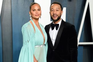 Chrissy Teigen Suffers Miscarriage After Recent Hospitalization