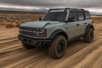 Ford Bronco Buyers Wanting a Painted Hardtop Must Wait, Like, a While