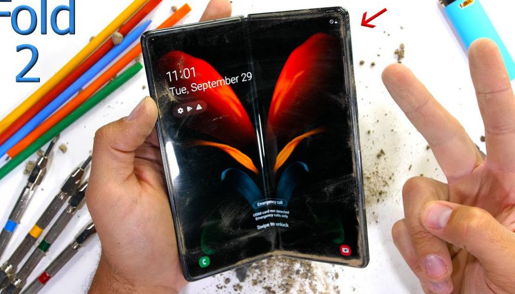 Galaxy Z Fold 2 survives dirt durability test that its predecessor couldn’t