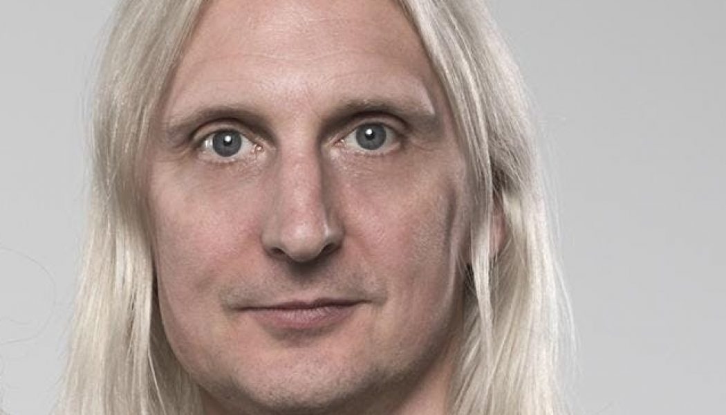 HAMMERFALL’s OSCAR DRONJAK: ‘You Can’t Have A Metal Concert With A Seated Audience’