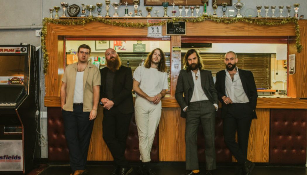 Idles, 24kGoldn Rule U.K. Charts