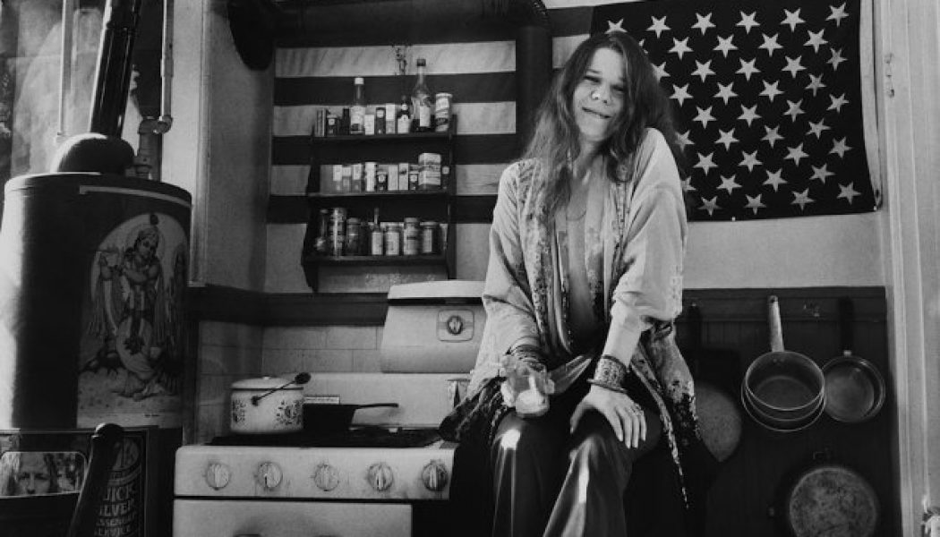 JANIS JOPLIN: ‘Days & Summers – Scrapbook 1966-68’ Limited-Edition Book Due In March