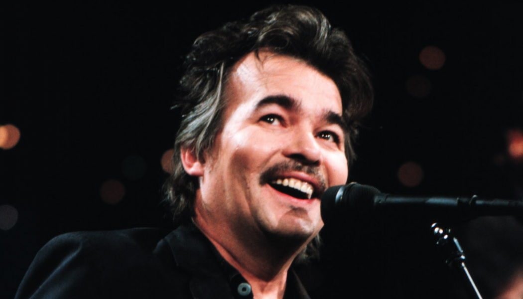 John Prine Performs “Sam Stone” in Previously Unaired Austin City Limits TV Clip: Watch