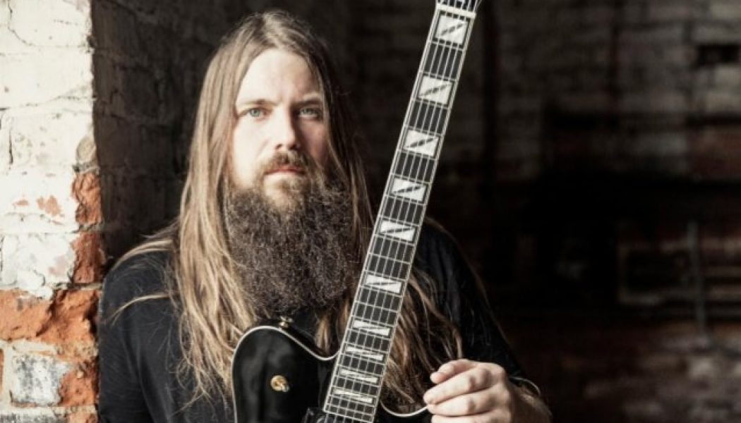 LAMB OF GOD’s MARK MORTON: ‘EDDIE VAN HALEN Is The Sole Reason I Ever Dreamed Of Playing Guitar’