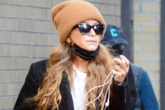 Mary-Kate Just Wore Skinny Jeans and Boots in the Most Olsen Way