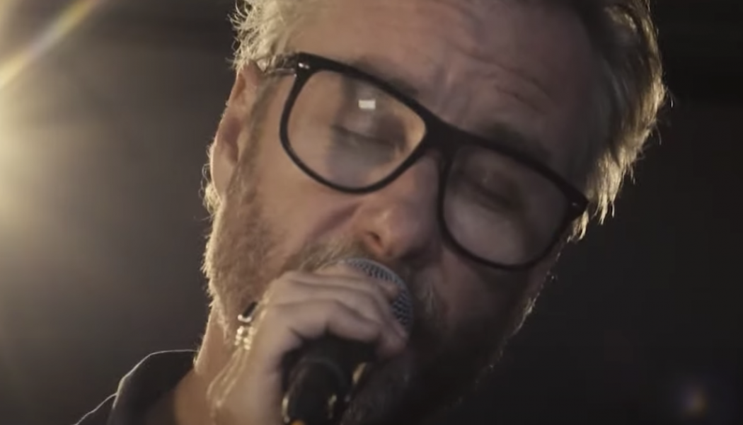 Matt Berninger Performs ‘Serpentine Prison’ Songs on CBS This Morning: Watch