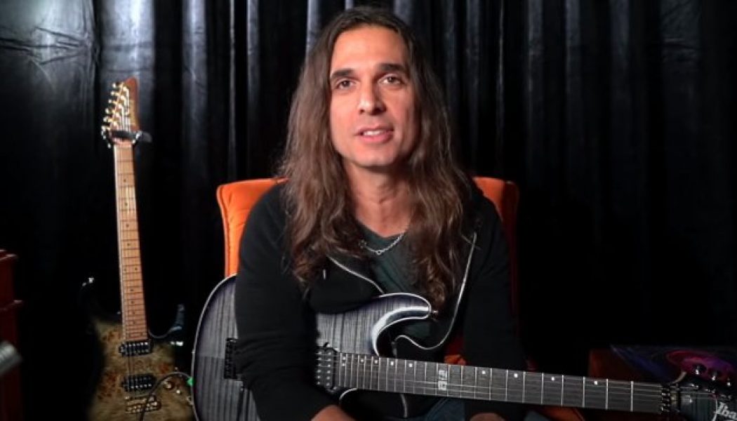 MEGADETH’s KIKO LOUREIRO Breaks Down EDDIE VAN HALEN’s Sound And Style (Video)